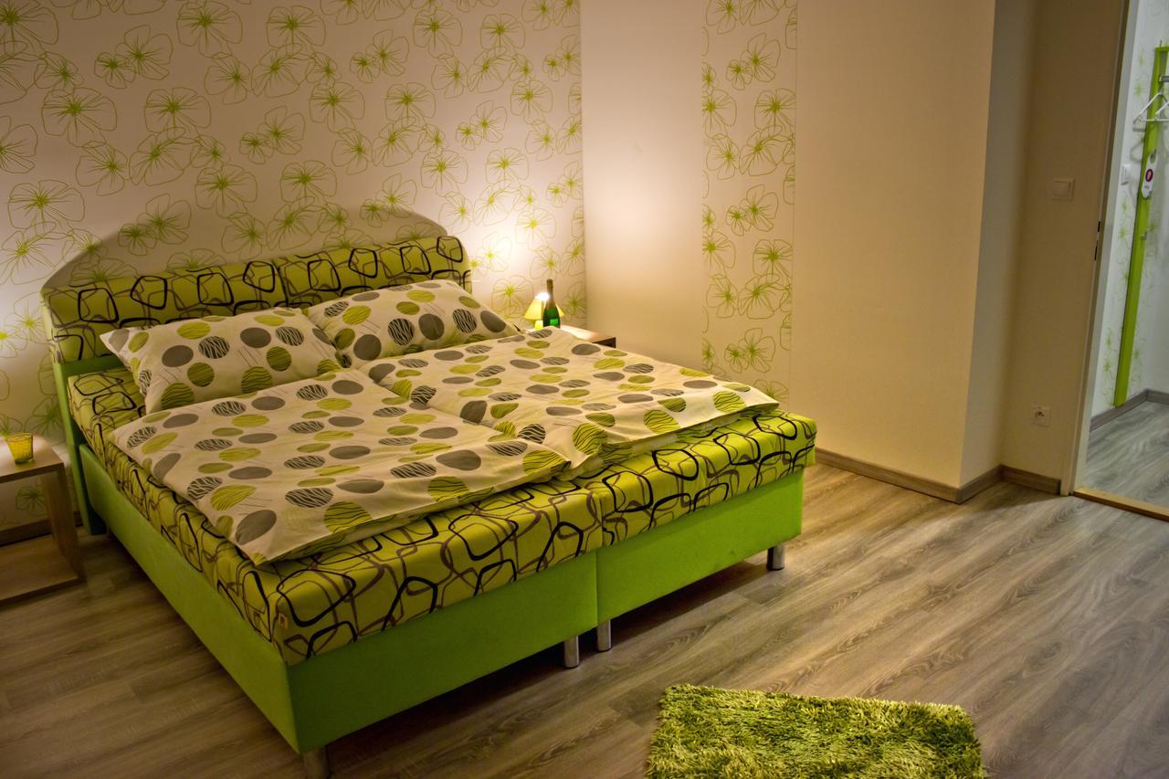 Motel Goerfoel Veľký Meder 외부 사진