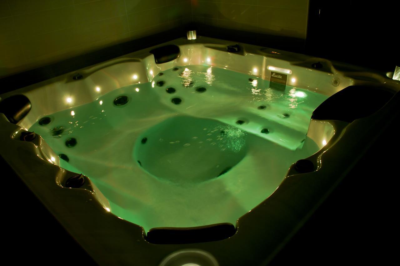 Motel Goerfoel Veľký Meder 외부 사진
